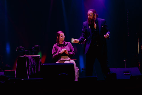 Solomon Strange performing mentalism