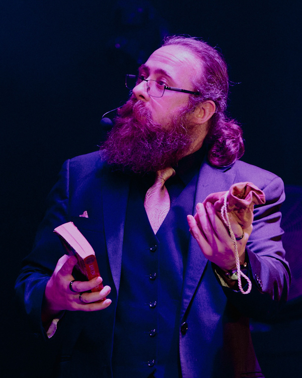 Solomon Strange, mentalist and storyteller based in Oklahoma City
